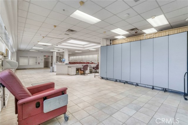 994 South La Brea Avenue, Inglewood, California 90301, ,Commercial Lease,For Rent,994 South La Brea Avenue,CRSB25022780