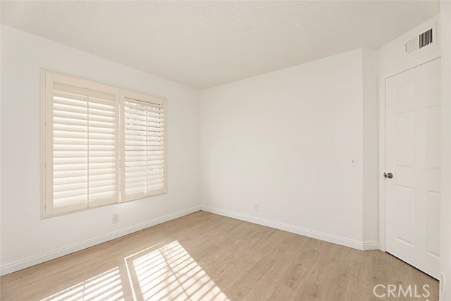Image 26 of 41 For 26342 Forest Ridge Drive 3a