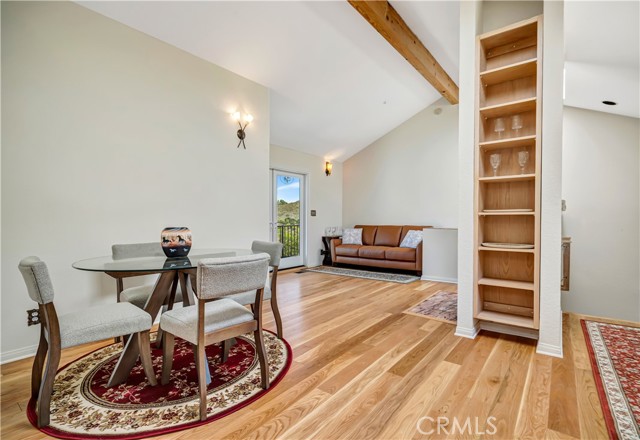 Detail Gallery Image 8 of 49 For 22011 Callado Way, Topanga,  CA 90290 - 2 Beds | 2 Baths