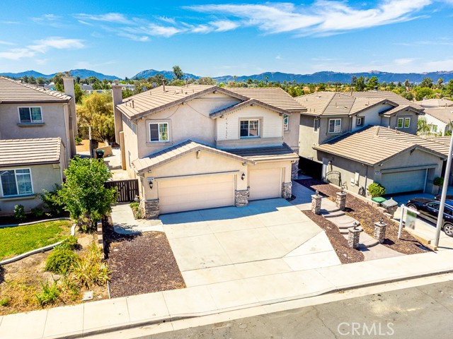 Detail Gallery Image 5 of 36 For 30571 Tomales Ln, Murrieta,  CA 92563 - 5 Beds | 3 Baths