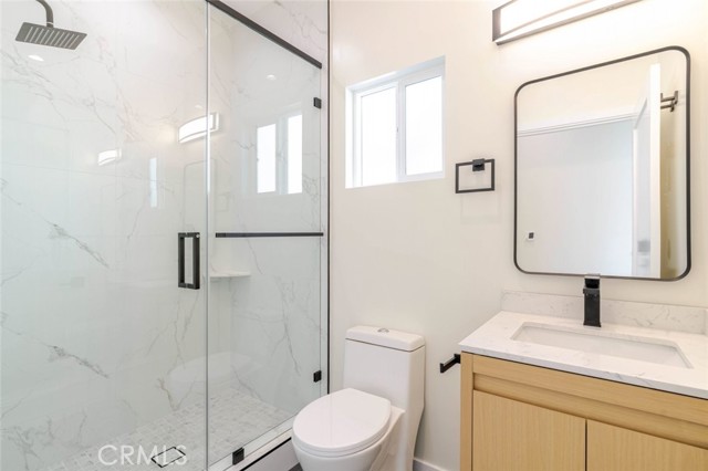 Detail Gallery Image 7 of 15 For 11937 1/2 Burton, North Hollywood,  CA 91605 - 2 Beds | 2 Baths