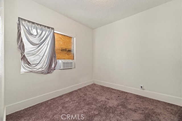 Detail Gallery Image 18 of 32 For 1372 N E St, San Bernardino,  CA 92405 - 4 Beds | 1/1 Baths