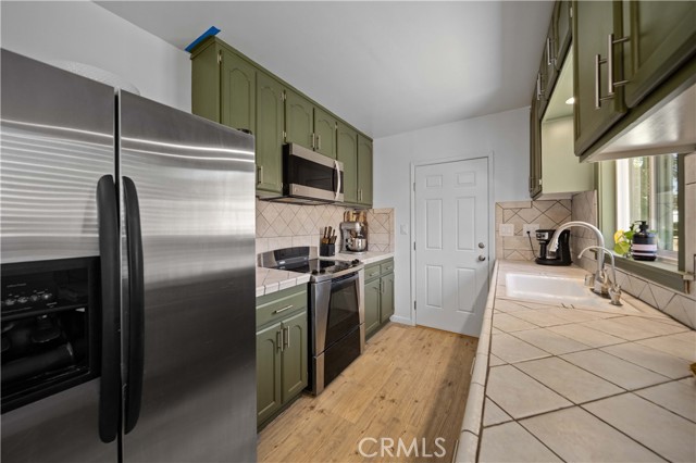 8627 Elizabeth Lake Road, Leona Valley CA: https://media.crmls.org/medias/f1f01e8b-b91f-48da-a3b6-60ddbd3d8d97.jpg