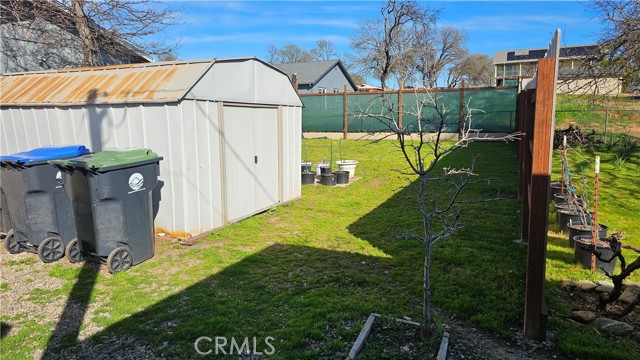 Detail Gallery Image 16 of 31 For 16004 18th Ave, Clearlake,  CA 95422 - 2 Beds | 2 Baths