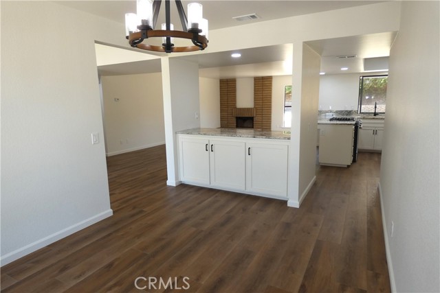 4768 Tiffany Park Circle, Santa Maria CA: https://media.crmls.org/medias/f1f0bda3-51ae-416c-9bfa-639c940b52a0.jpg