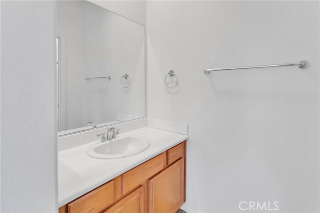 34113 Castle Pines Drive, Yucaipa CA: https://media.crmls.org/medias/f1f0e93a-cba7-4b60-a1c8-47b5cb5f5d29.jpg