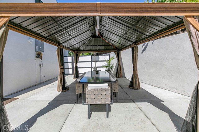Detail Gallery Image 42 of 52 For 9124 N Nilo Ln, Panorama City,  CA 91402 - 4 Beds | 3/1 Baths