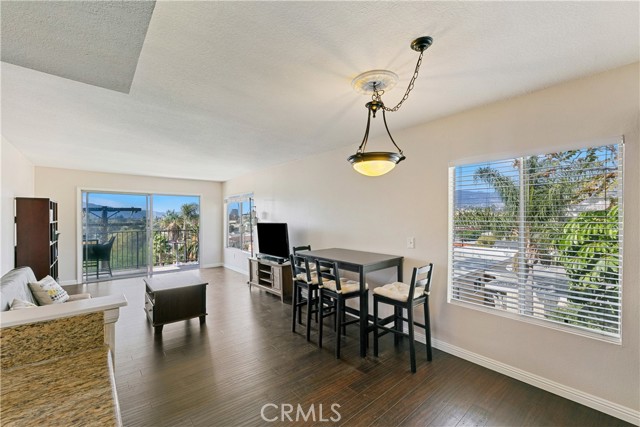 Detail Gallery Image 9 of 53 For 1517 E Garfield #53,  Glendale,  CA 91205 - 2 Beds | 2 Baths