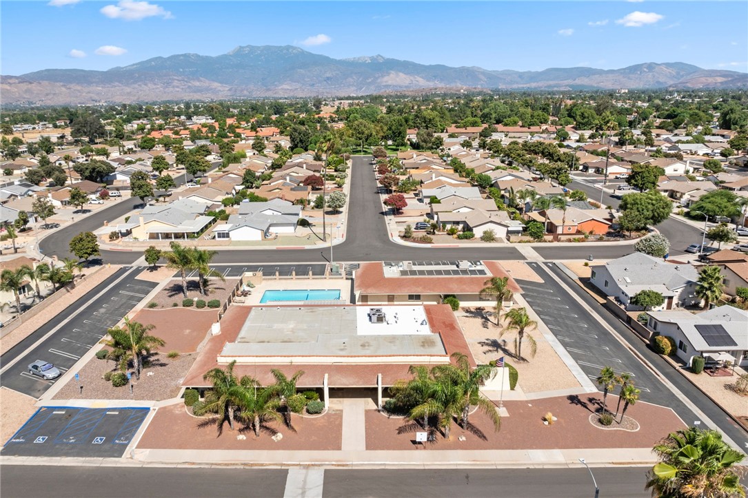 Detail Gallery Image 37 of 38 For 2405 El Rancho Cir, Hemet,  CA 92545 - 2 Beds | 2 Baths