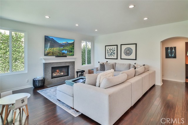 2505 Peachwood Place, Westlake Village CA: https://media.crmls.org/medias/f1f25203-98f6-40d4-a0ad-52e65f58e7d2.jpg
