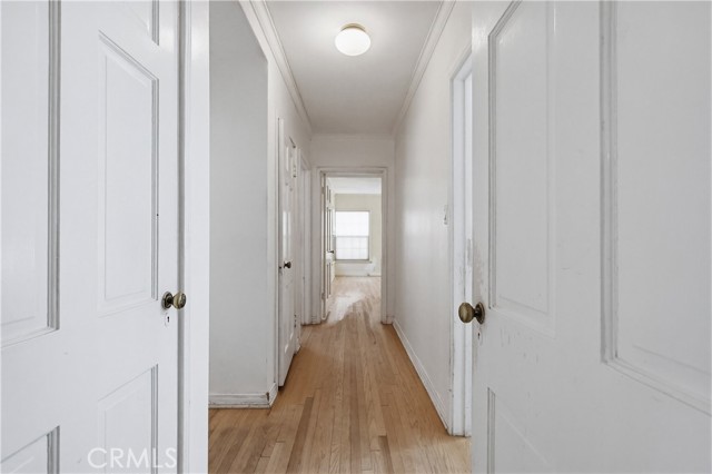 Detail Gallery Image 24 of 34 For 10314 Encino, Granada Hills,  CA 91344 - 4 Beds | 2 Baths