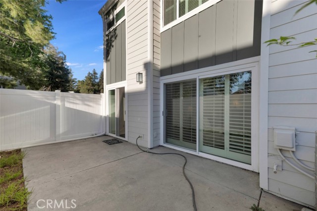 Detail Gallery Image 9 of 39 For 18200 Andrea Cir #6,  Northridge,  CA 91325 - 3 Beds | 2/1 Baths