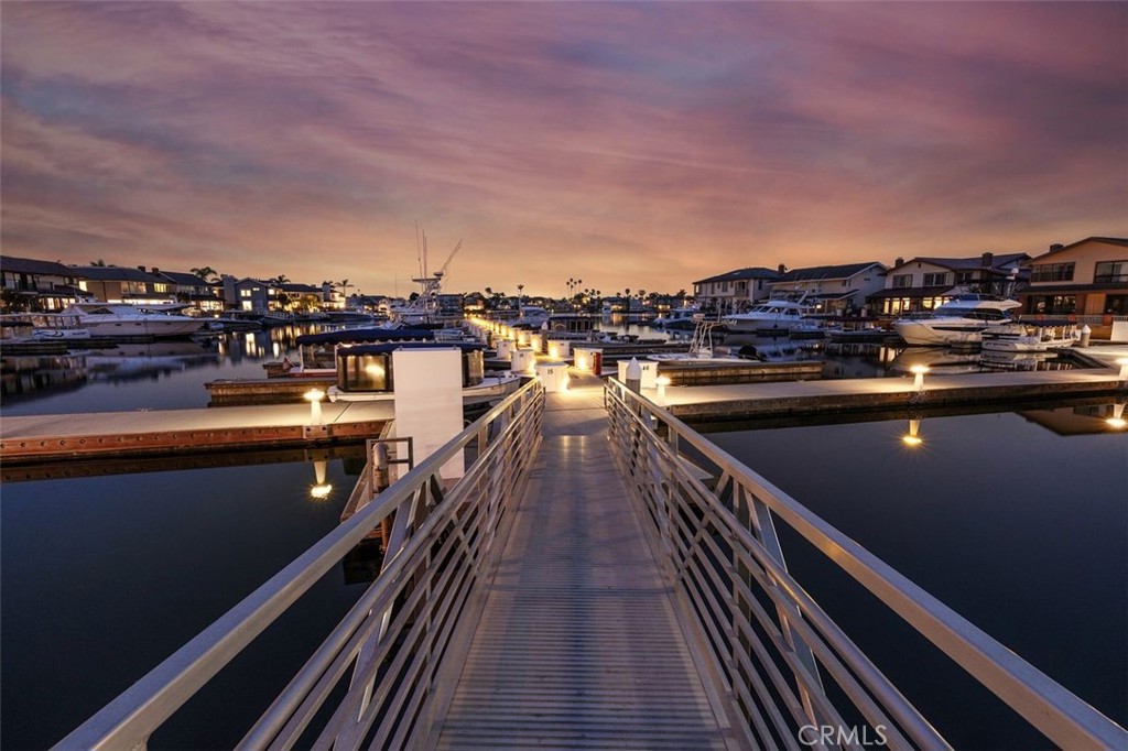 MLS #OC25161108 image #32