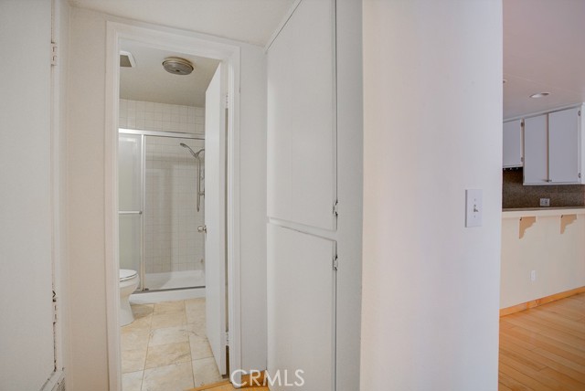 Detail Gallery Image 28 of 32 For 1940 N Highland Ave #10,  Los Angeles,  CA 90068 - 2 Beds | 2 Baths