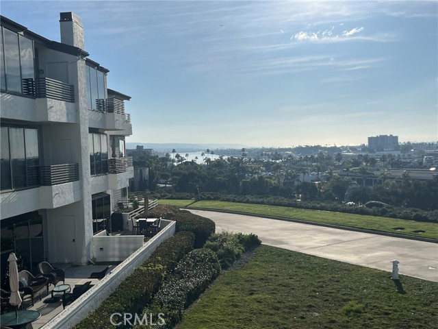 Detail Gallery Image 50 of 69 For 230 Lille Lane 212, Newport Beach,  CA 92663 - 2 Beds | 2 Baths