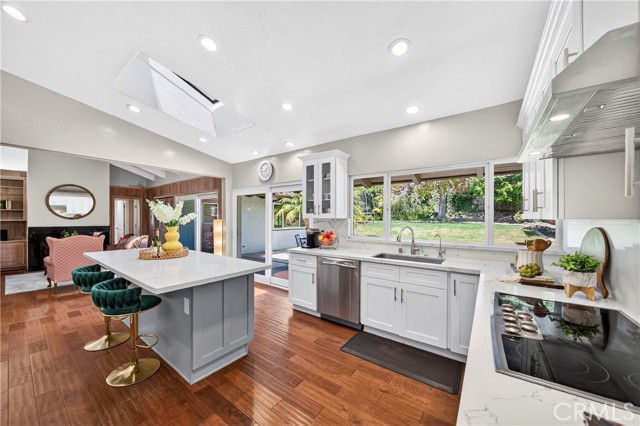 30060 Avenida Esplendida, Rancho Palos Verdes, California 90275, 4 Bedrooms Bedrooms, 0 ,3 BathroomsBathrooms,Residential,For Sale,Avenida Esplendida,0,SB26134365