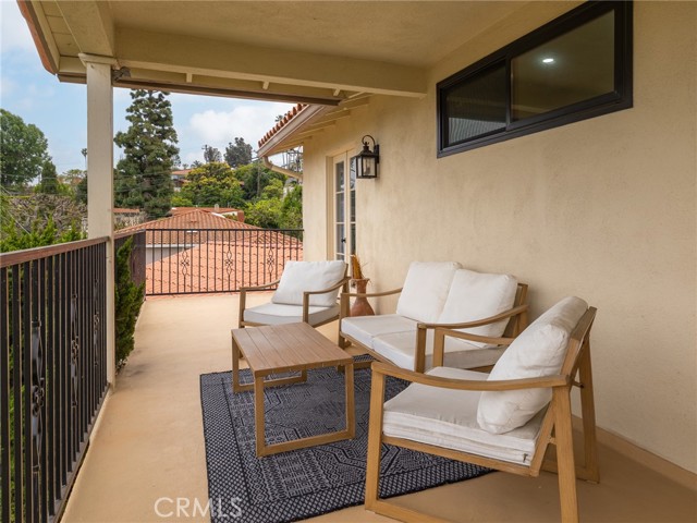 2213 Via Velardo, Rancho Palos Verdes, California 90275, 4 Bedrooms Bedrooms, ,3 BathroomsBathrooms,Single Family Residence,For Sale,Via Velardo,PV24082205