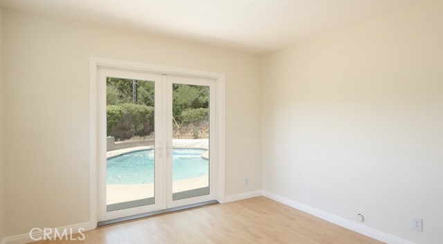 Detail Gallery Image 17 of 28 For 4610 Cerrillos Dr, Woodland Hills,  CA 91364 - 4 Beds | 2 Baths