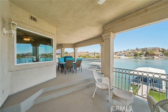 29368 Big Range Road, Canyon Lake CA: https://media.crmls.org/medias/f1f62e6c-63f1-42b1-a44c-9e0af9f8448b.jpg