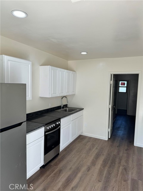 Detail Gallery Image 2 of 8 For 4764 Indian Hill Rd, Riverside,  CA 92501 - 1 Beds | 1 Baths