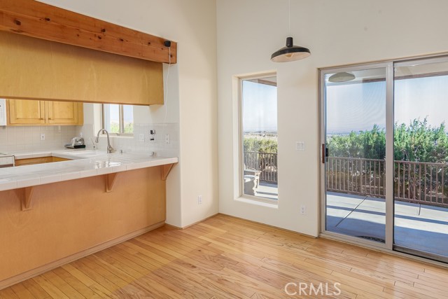 10555 Cima Mesa Road, Juniper Hills CA: https://media.crmls.org/medias/f1f6903f-5605-4a68-82b3-2453c9687849.jpg