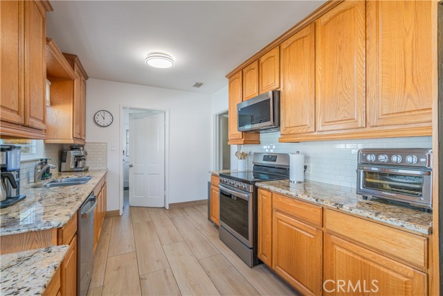 Detail Gallery Image 14 of 36 For 14091 Sunrise Dr, Whittier,  CA 90602 - 3 Beds | 2 Baths