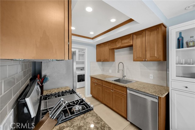 Detail Gallery Image 14 of 42 For 20276 Greenhill Lane #62,  Yorba Linda,  CA 92886 - 2 Beds | 1/1 Baths