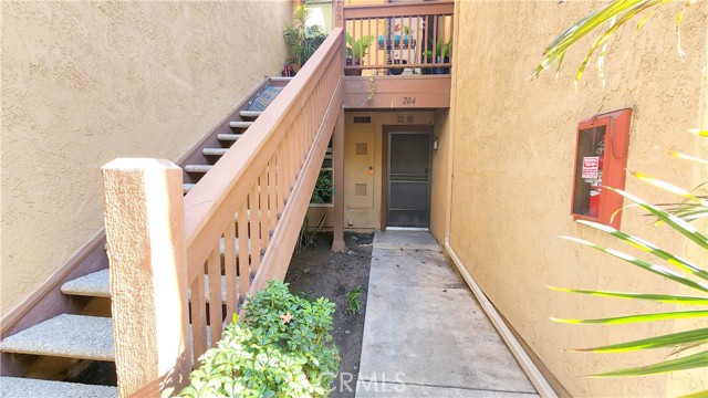 Detail Gallery Image 17 of 21 For 204 Orange Blossom, Irvine,  CA 92618 - 2 Beds | 1 Baths