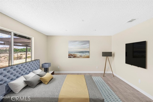 Detail Gallery Image 7 of 20 For 16509 Mackennas Gold Ave, Palmdale,  CA 93591 - 3 Beds | 2 Baths