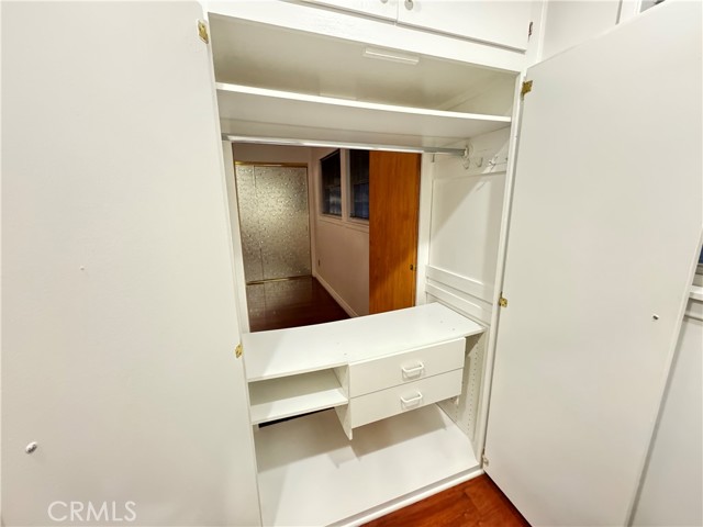 Detail Gallery Image 16 of 37 For 15909 Vincennes St, North Hills,  CA 91343 - 3 Beds | 2/1 Baths