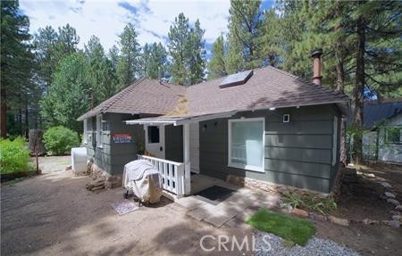 Detail Gallery Image 2 of 25 For 382 Knight, Big Bear Lake,  CA 92315 - 2 Beds | 2 Baths