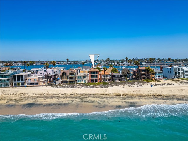 6915 E Seaside, Long Beach CA: https://media.crmls.org/medias/f1fa2a36-01a3-491f-8fac-7a9215d428f7.jpg