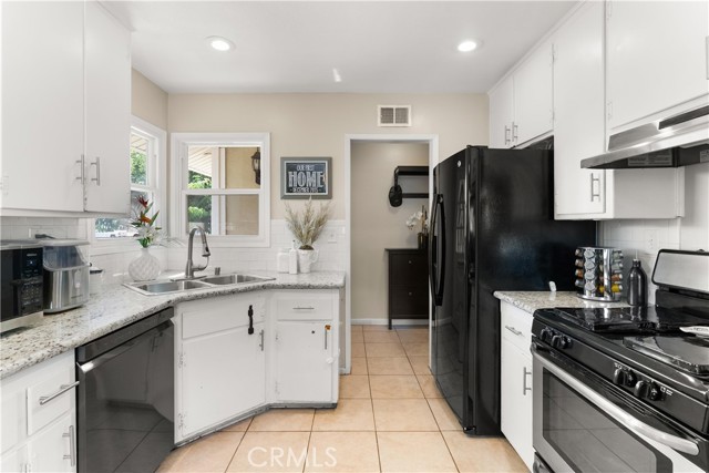 Detail Gallery Image 12 of 33 For 7766 Cassia Ave, Riverside,  CA 92504 - 4 Beds | 2 Baths