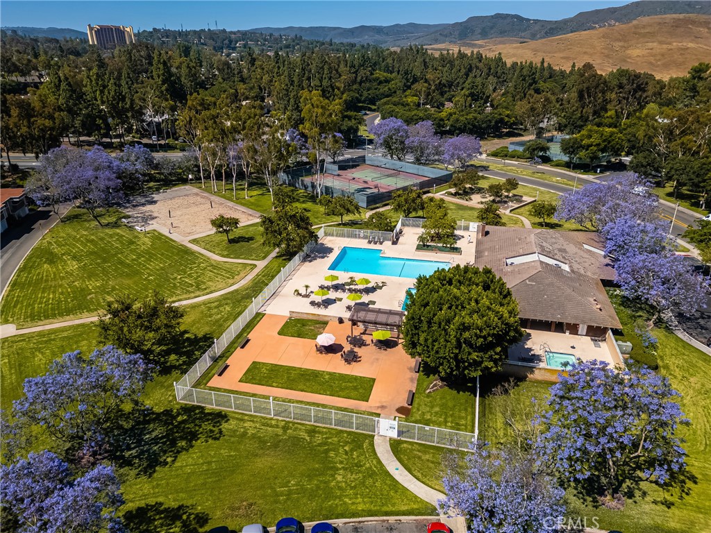 MLS #OC25249285 image #20