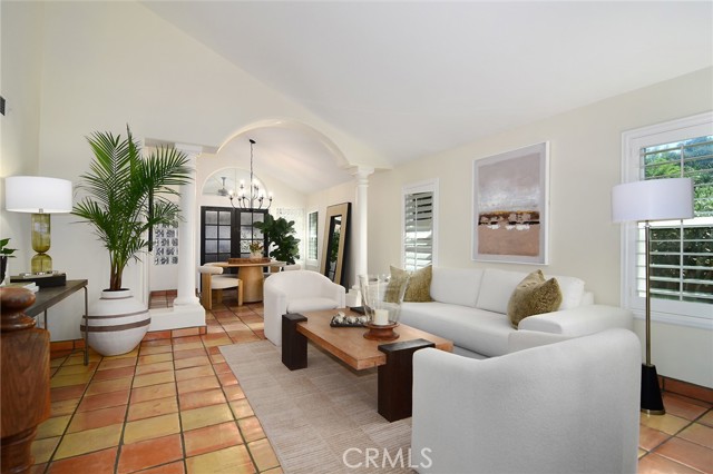 Detail Gallery Image 7 of 41 For 951 Firestone Cir, Simi Valley,  CA 93065 - 4 Beds | 3 Baths