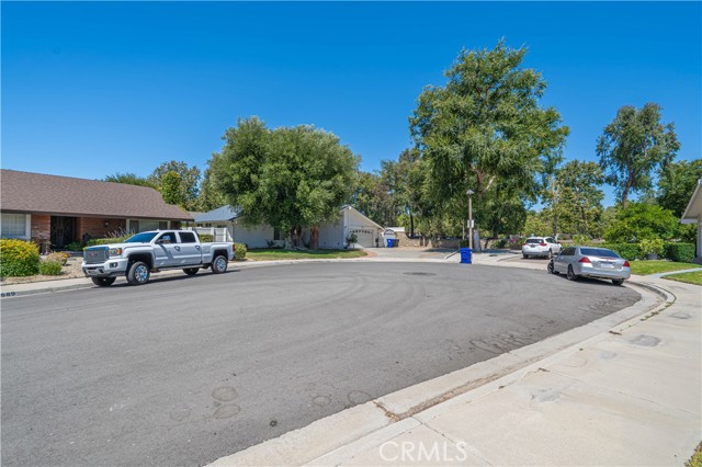 25688 Dorado Drive, Valencia CA: https://media.crmls.org/medias/f1fb654a-f67f-4c58-9a27-8902082aec9d.jpg