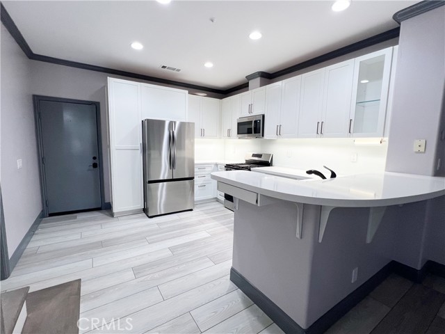 Detail Gallery Image 21 of 28 For 3321 E Penzance Ln #C,  Orange,  CA 92869 - 3 Beds | 2/1 Baths
