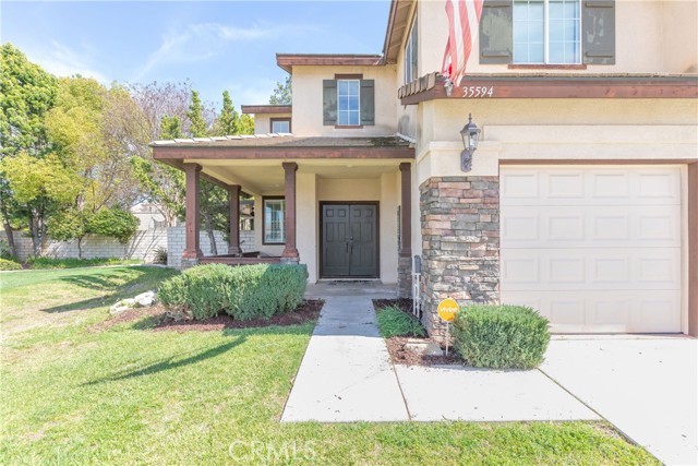 Detail Gallery Image 4 of 37 For 35594 Porcelain Ct, Winchester,  CA 92596 - 4 Beds | 3 Baths