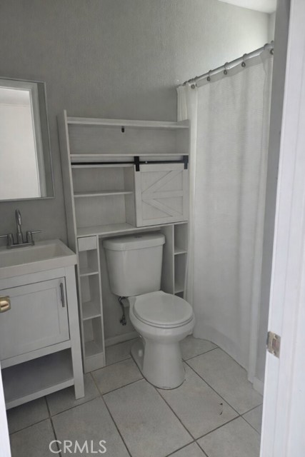 Detail Gallery Image 19 of 19 For 819 E 85th St, Los Angeles,  CA 90001 - 4 Beds | 3 Baths