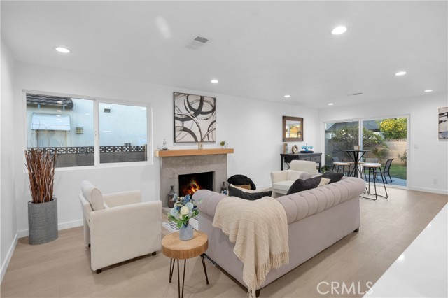 Image 13 of 33 For 10592 Pamela