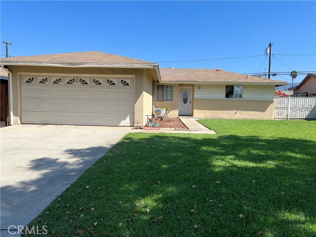 951 E Gaillard