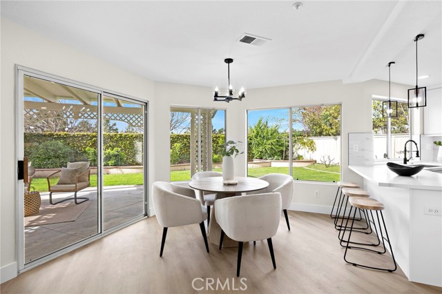 Detail Gallery Image 21 of 62 For 17 Rhode Island, Irvine,  CA 92606 - 5 Beds | 3 Baths