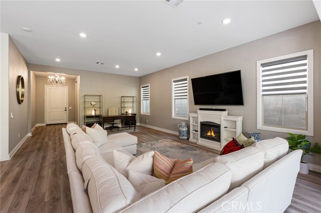 Detail Gallery Image 13 of 63 For 120 Gemini, Irvine,  CA 92618 - 4 Beds | 4/1 Baths