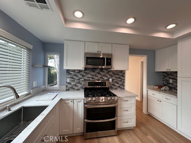 Detail Gallery Image 9 of 31 For 12111 Wagner, Culver City,  CA 90230 - 4 Beds | 3 Baths