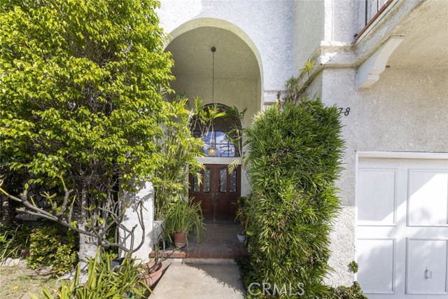 Detail Gallery Image 5 of 75 For 1978 Starvale Rd, Glendale,  CA 91207 - 5 Beds | 5 Baths