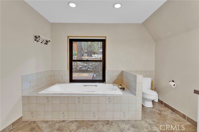 Detail Gallery Image 23 of 54 For 985 Pheasant, Wrightwood,  CA 92397 - 3 Beds | 2/1 Baths