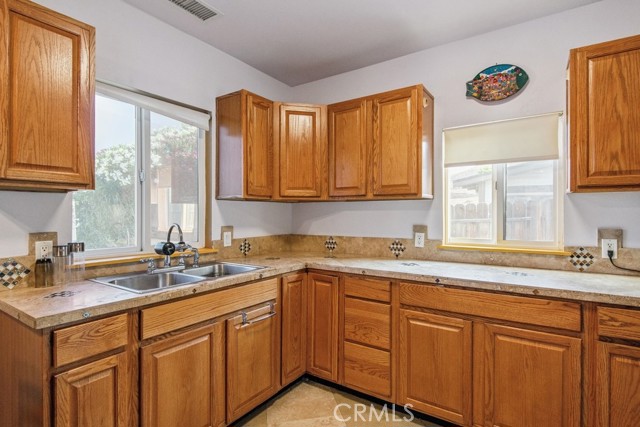Detail Gallery Image 7 of 21 For 509 N Main St, Lake Elsinore,  CA 92530 - 3 Beds | 2 Baths