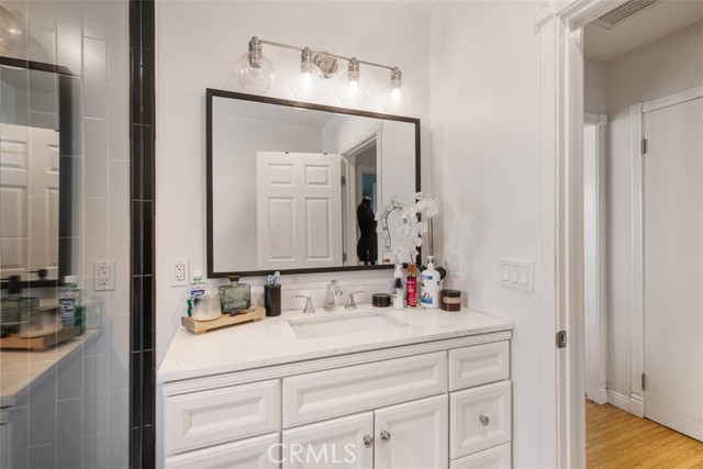 Detail Gallery Image 10 of 21 For 7519 La Salle Ave, Los Angeles,  CA 90047 - – Beds | – Baths