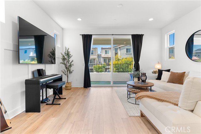 241 Goldfinch, Rancho Mission Viejo CA: https://media.crmls.org/medias/f20557ec-3519-45a0-9a42-9a1226f75839.jpg
