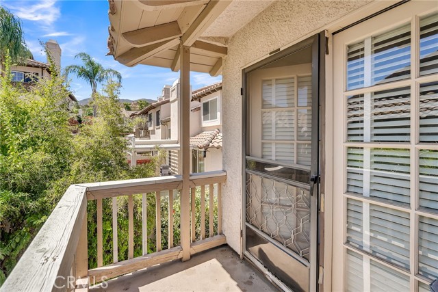 Detail Gallery Image 19 of 26 For 1575 San Fernando Dr, Corona,  CA 92882 - 3 Beds | 2/1 Baths